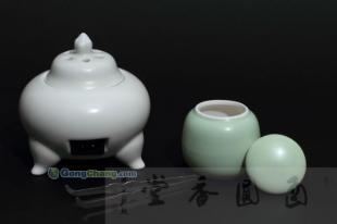 廠家熱銷多種款式多功能用電陶瓷電香爐_禮品、工藝品、飾品_世界工廠網(wǎng)中國(guó)產(chǎn)品信息庫(kù)